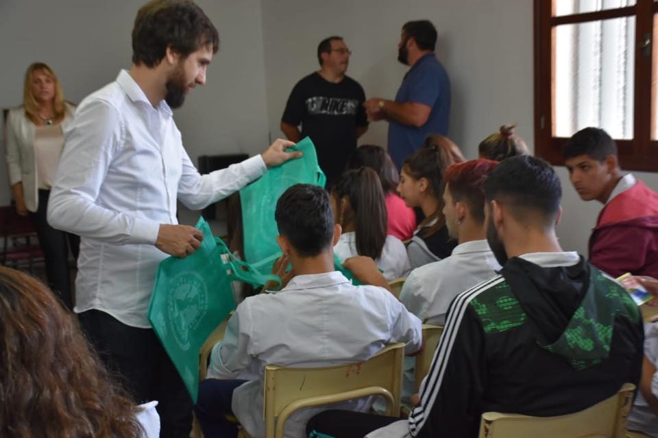 PHOTO 2019 04 22 18 20 14