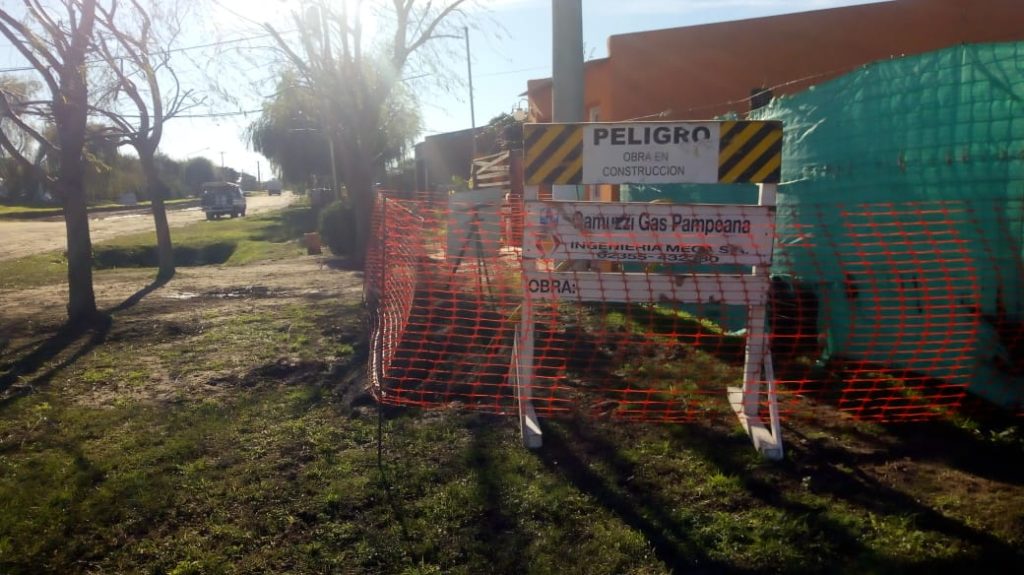 BE4327D7 66CF 4B4C 9C5D C6737CF983C3